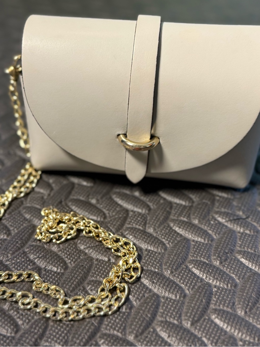 Blue Lemon Paris “Rita” Bag Italian Leather Chain Crossbody Light Gray